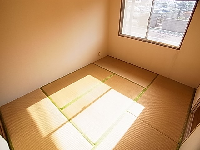 神取ハイツ ベッドルーム