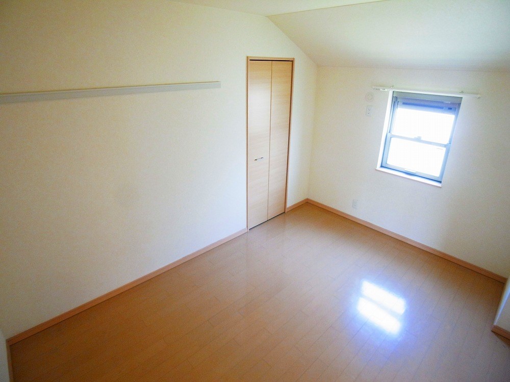 アザレア３ ベッドルーム