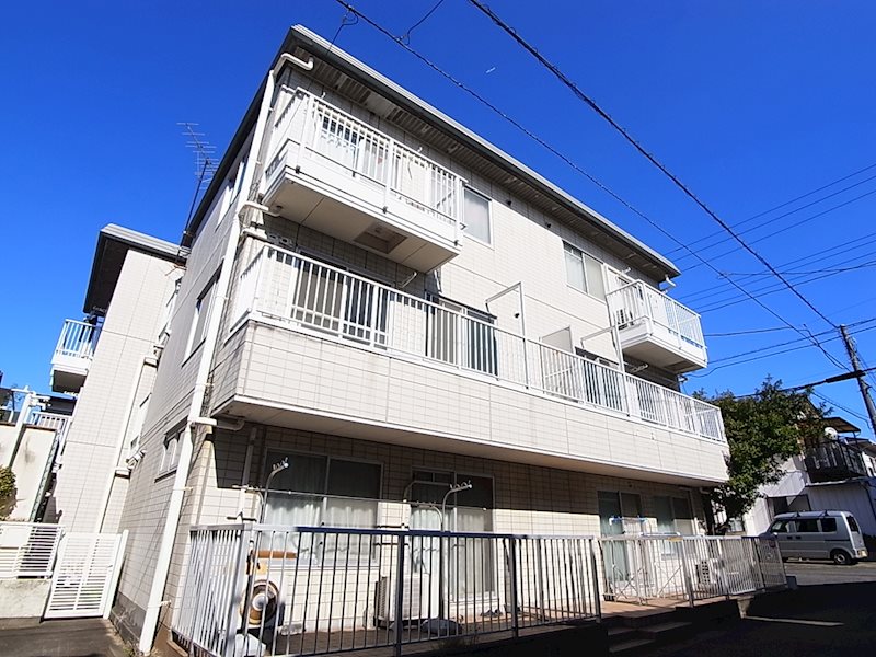 ドフィーヌ松戸 204号室 外観