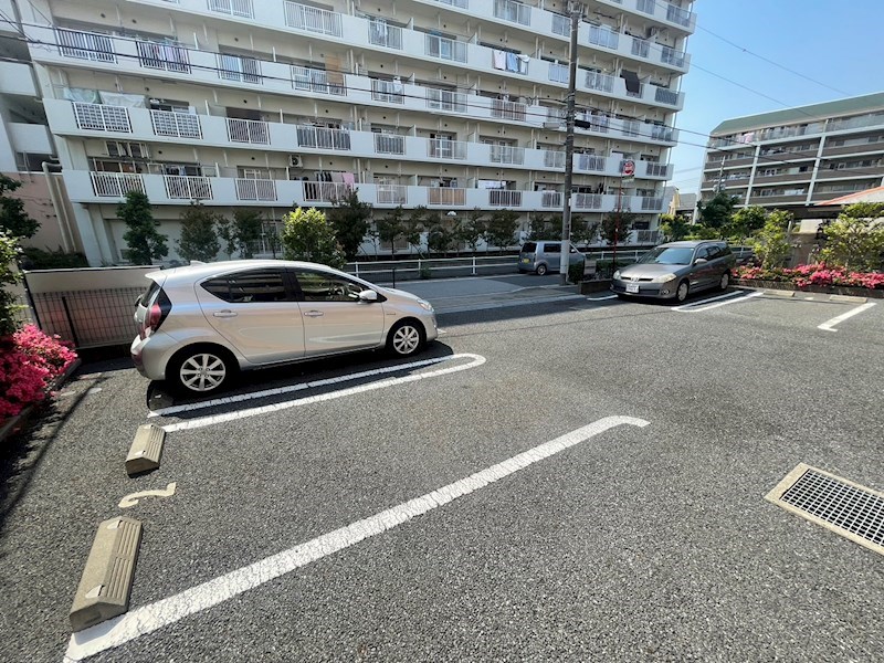 カルナック石鍋 駐車場