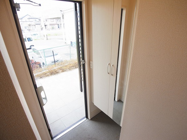 ポルテボヌールⅠ 玄関