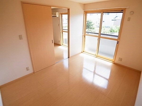 サンロイヤル ベッドルーム