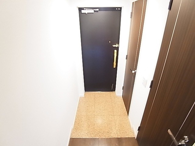 アンビシャス松戸 玄関
