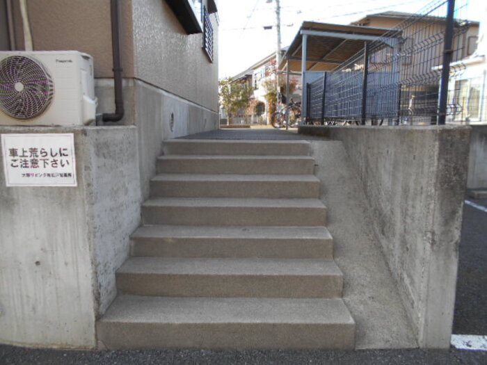 吉野ハイツⅠ エントランス