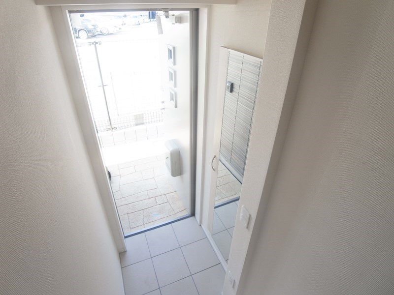 epicharis～エピカリス～ 玄関