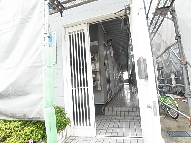 サンハイム鎌ケ谷A エントランス