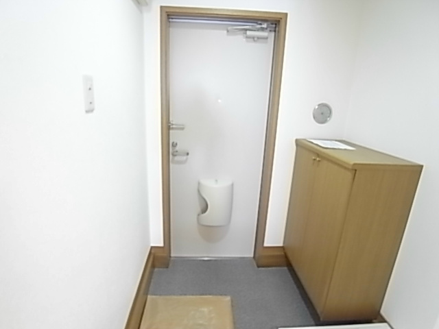 リーヴァ馬橋 玄関