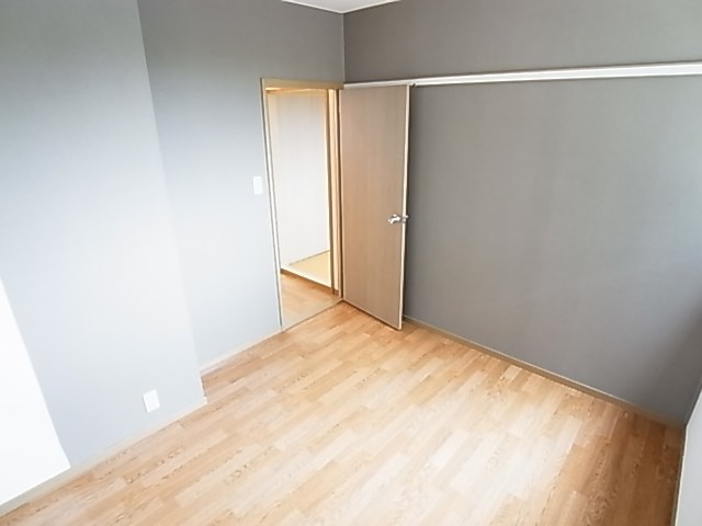 ジュネスC ベッドルーム