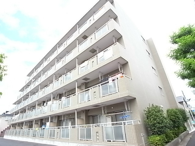 ファミール南流山 102号室 外観