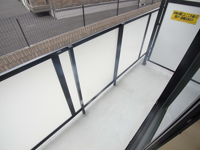 アブニールブリアン上本郷 ベランダ