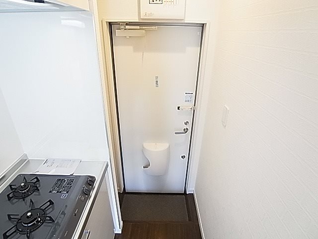 ドムス六実 玄関