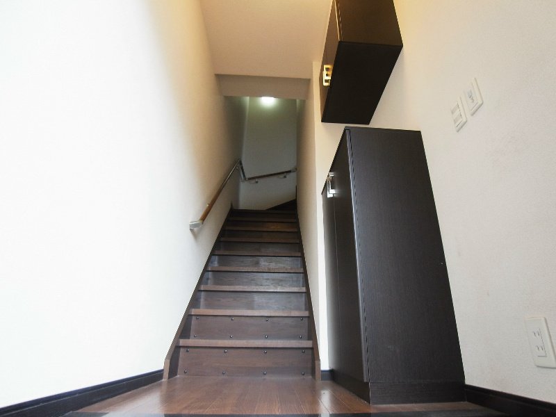 リリー・オブ・ザ・バレー 玄関