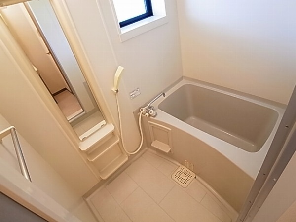 サントビーヒルズＣ 風呂画像