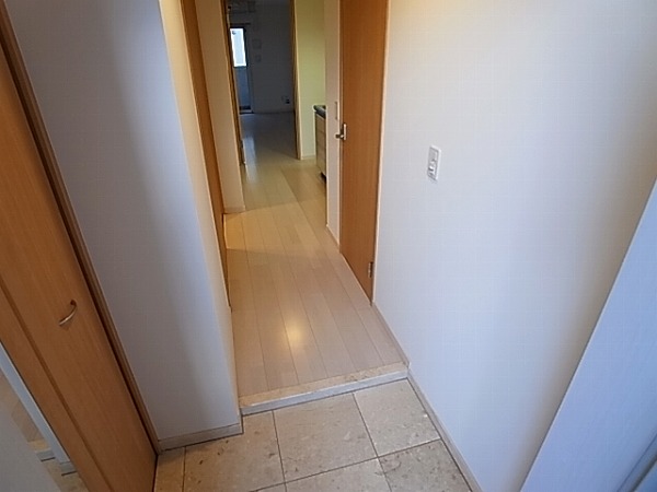 Vesta（ウェスタ） 玄関