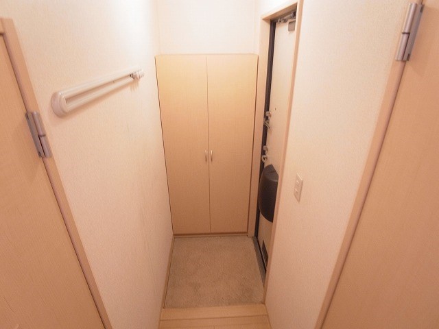 セジュール・ヤノ 玄関