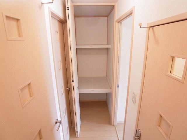 セジュール・ヤノ その他11