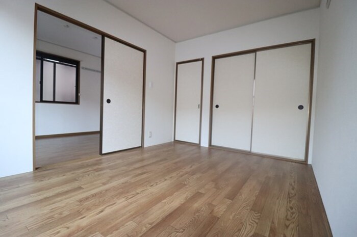 アリュールB ベッドルーム