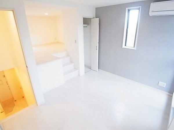 ＣＢ南柏ニュクス リビング