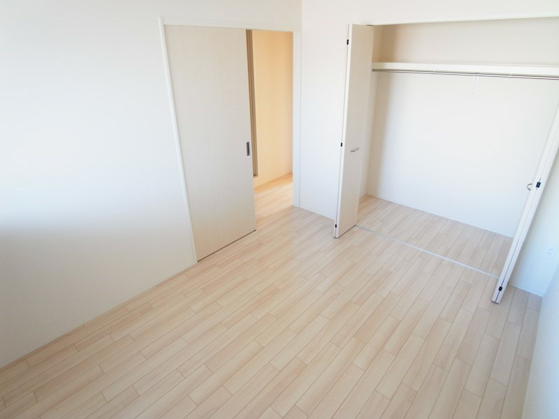 メゾンアイリス ベッドルーム