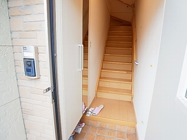 カレントヴィラ 玄関