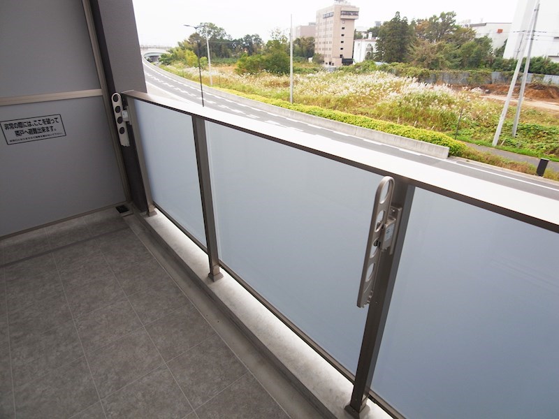 ART RESIDENCE IN KASHIWA-no-HA ベランダ
