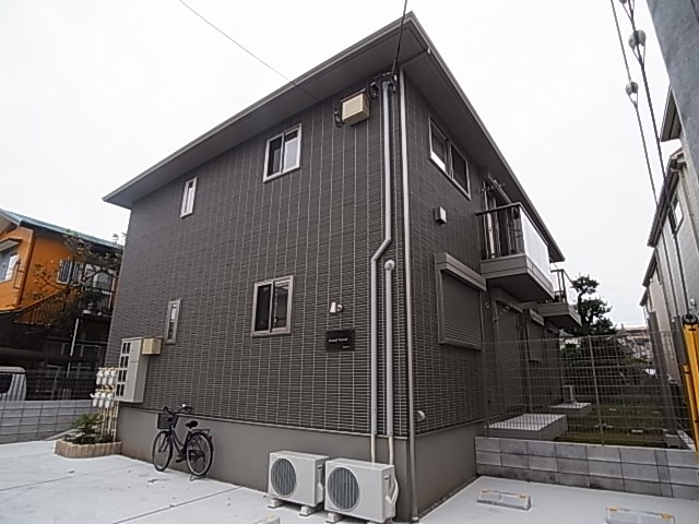 グランフォレスト 203号室 外観