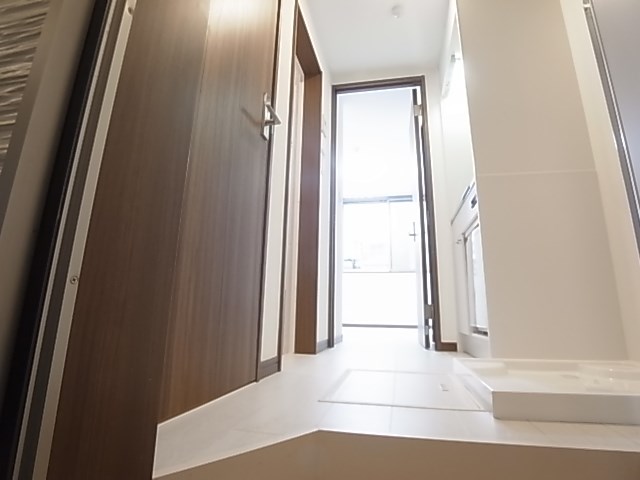 リバージュ千住大橋  玄関