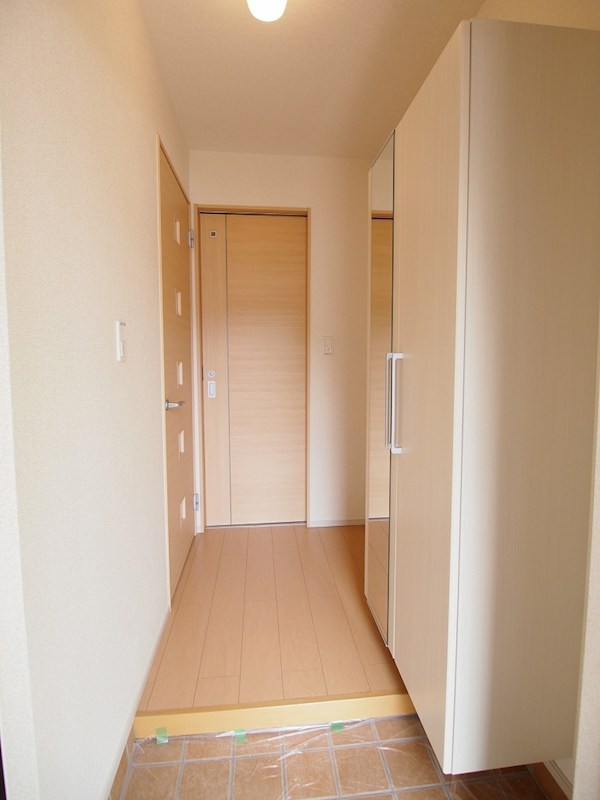 ヴィラ小塚山 玄関