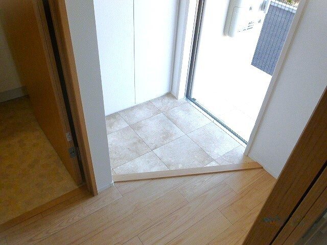 オーヴ流山 玄関