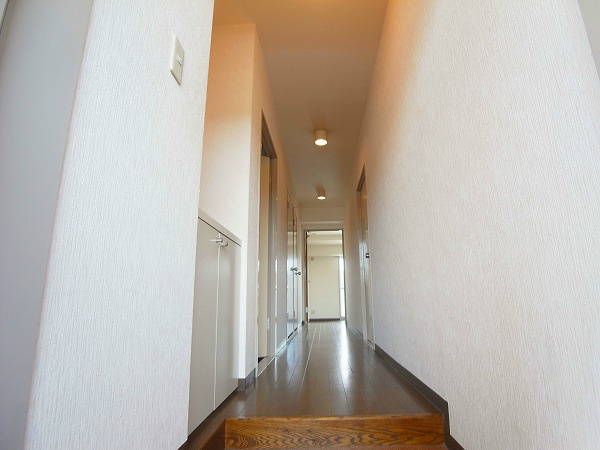 エトアールＳ 玄関