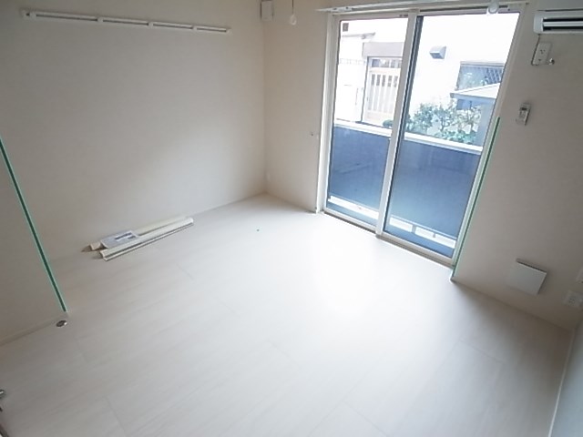 コンフォート　リリィ ベッドルーム