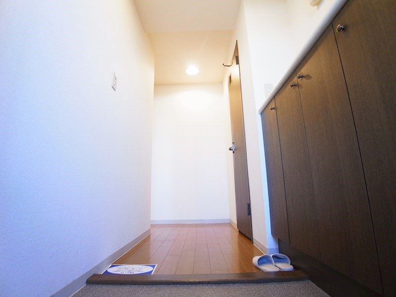 コスモ南柏 玄関