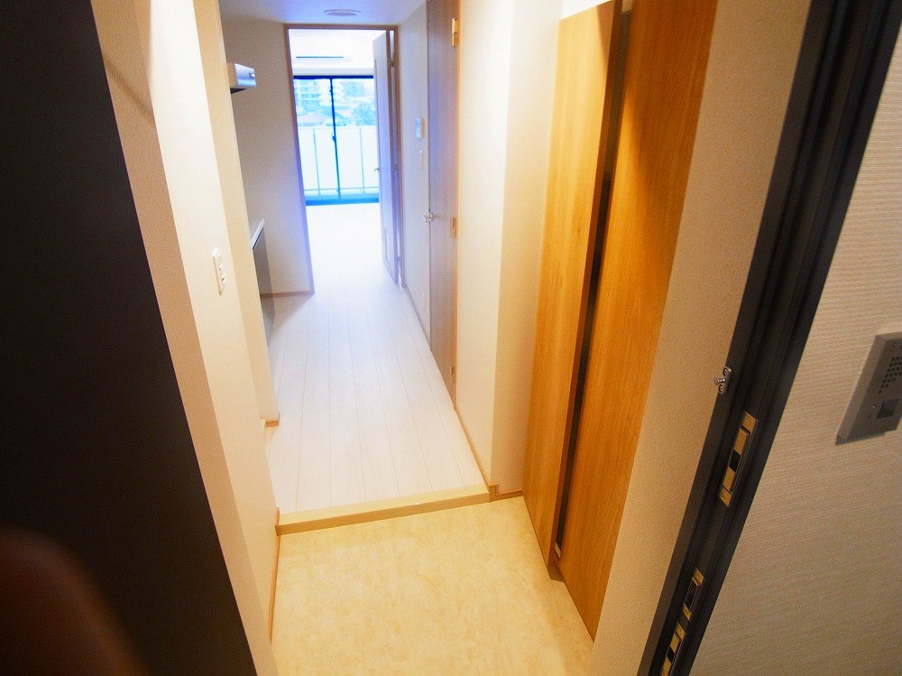 プレール・ドゥーク梅島 玄関