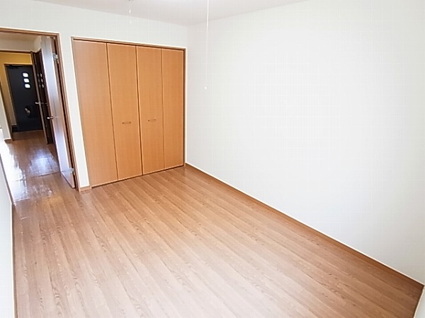 サンマルサンＡ ベッドルーム