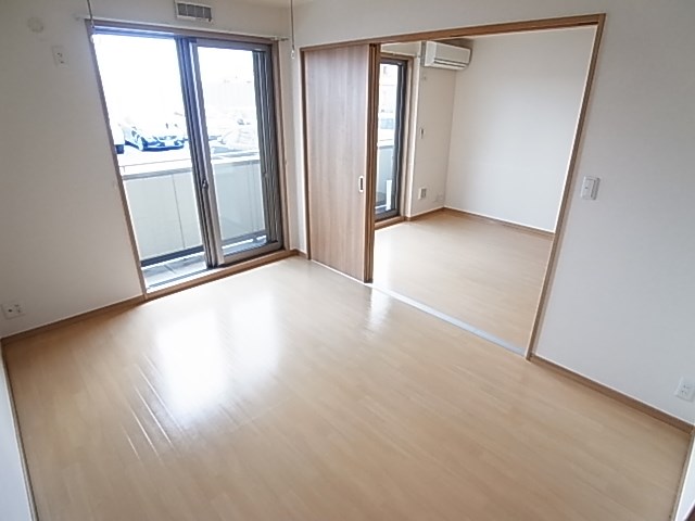 グランドソレーユ ベッドルーム