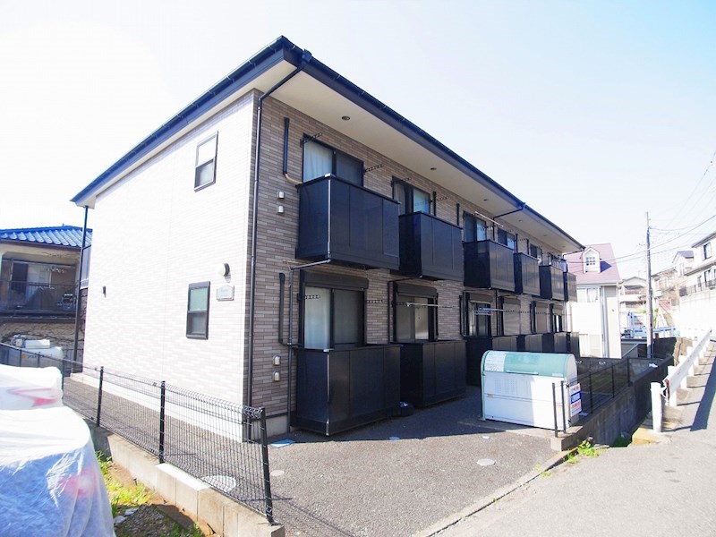 アムール　リーヴェロ 103号室 外観