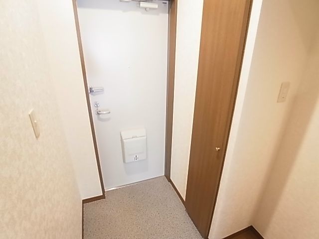 アムール　リーヴェロ 玄関