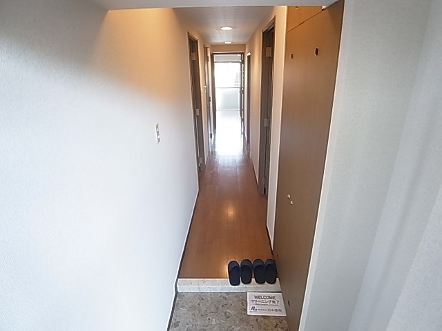 INSURANCE BLDG.XVⅡ～インシュランスビルディング17～ 玄関