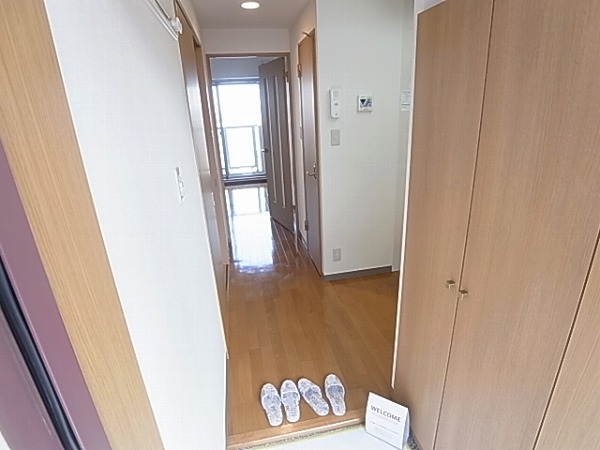 アルバ南柏 玄関