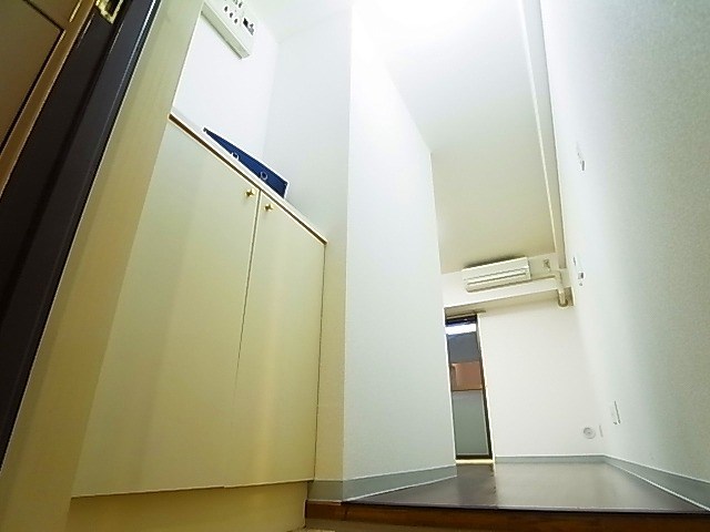 オークハイツ 玄関