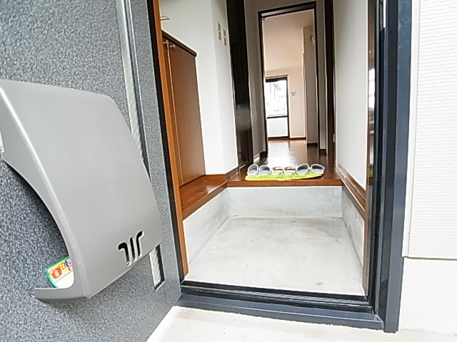 カーサ馬橋Ｃ 玄関