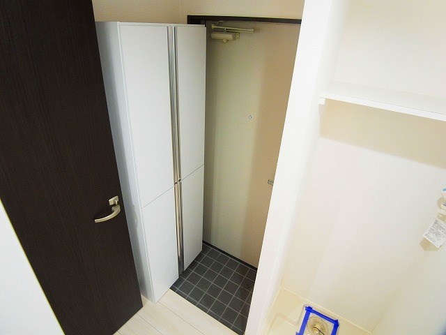 グランディア西新井 玄関