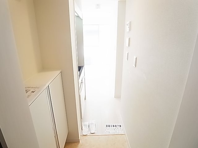 エルプレミア梅島 玄関