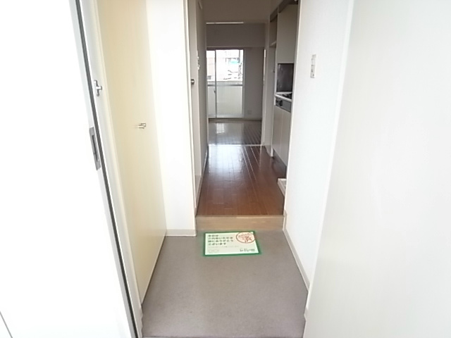 ポルタキアーラ 玄関