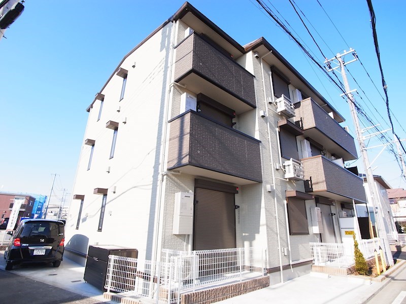 アステールピュールM 201号室 外観