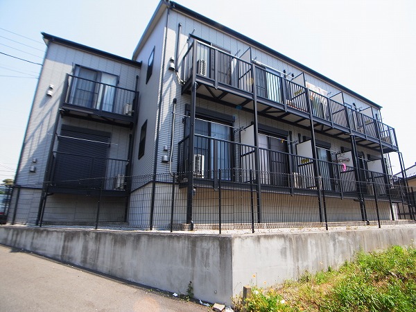 アムール右京 205号室 外観