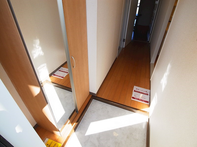 INSURANCE BLDG.XVI　～インシュランスビルディング16～ 玄関