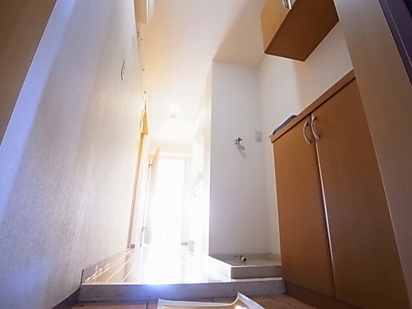 カネキン第二ビル 玄関