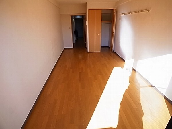 カネキン第二ビル リビング