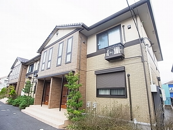 イーズフィールドＢ 206号室 外観